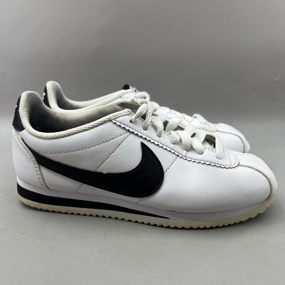 Nike Classic Cortez Leather Shoes Women Size 6 White Black Comfort Low Sneakers